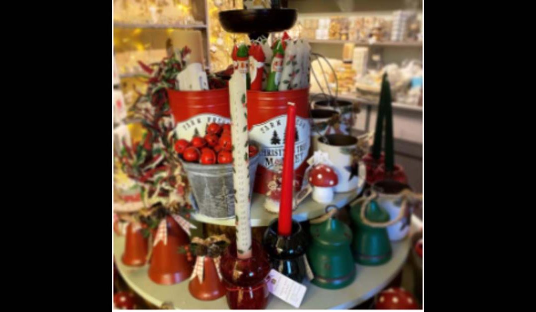 How to Child-Proof and Pet-Proof Your Christmas Tree?